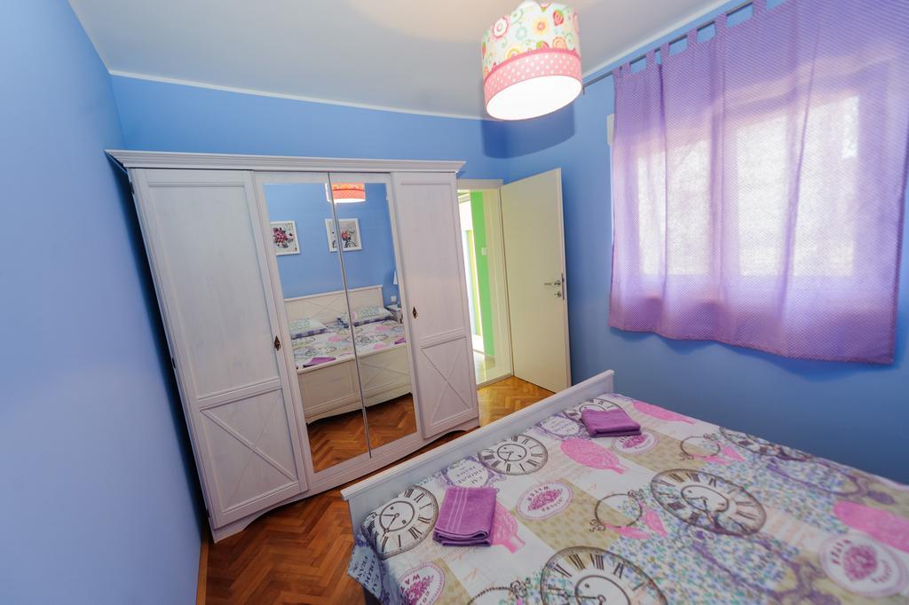 Apartment Marina Kaštela Chambre photo